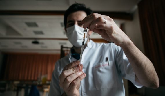 بيانات جديدة: تطعيم 15% من الألمان ضد كورونا حتى الآن