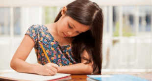 تطبيق لحل الواجبات والنجاح في الدراسة باستخدام الذكاء الاصطناعي