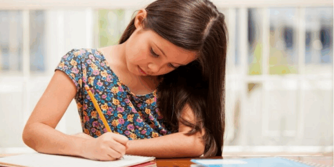 تطبيق لحل الواجبات والنجاح في الدراسة باستخدام الذكاء الاصطناعي