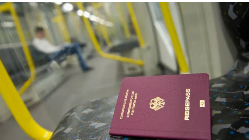 حقيقة وجود فترة انتقالية بعد إلغاء برنامج الجنسية الألمانية السريع