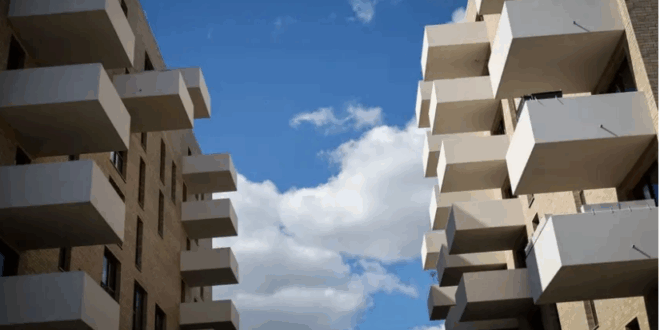 الدخل المطلوب لاستئجار شقة في ألمانيا عام 2025