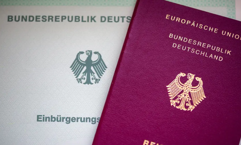الحالات التي تسحب فيها الجنسية الألمانية بعد منحها