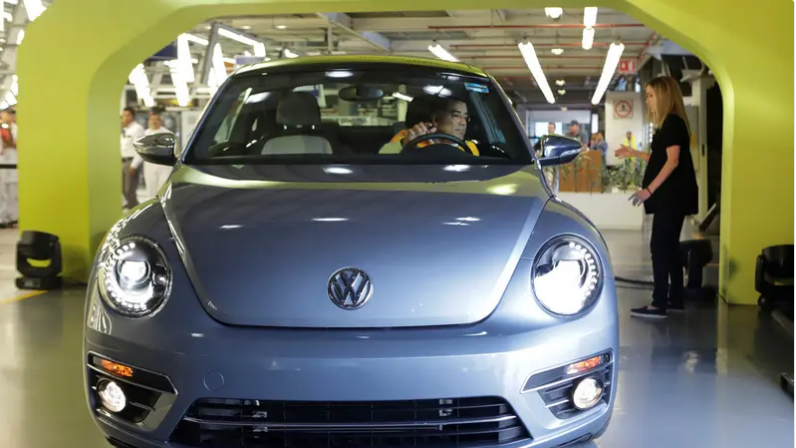 تطبيق شامل لبيع وشراء السيارات في ألمانيا